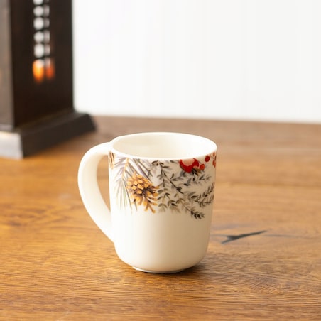 CERAMICZNY KUBEK NA ŚWIĘTA gałązki jarzębina szyszki 60ml