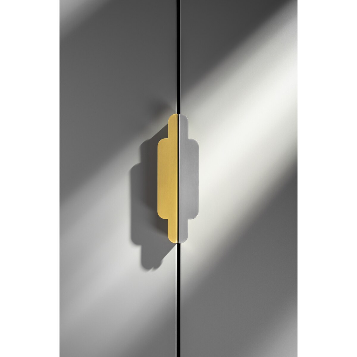 TILDA SILVER MATT uchwyt meblowy krawędziowy stal nierdzewna szczotkowana lakierowana