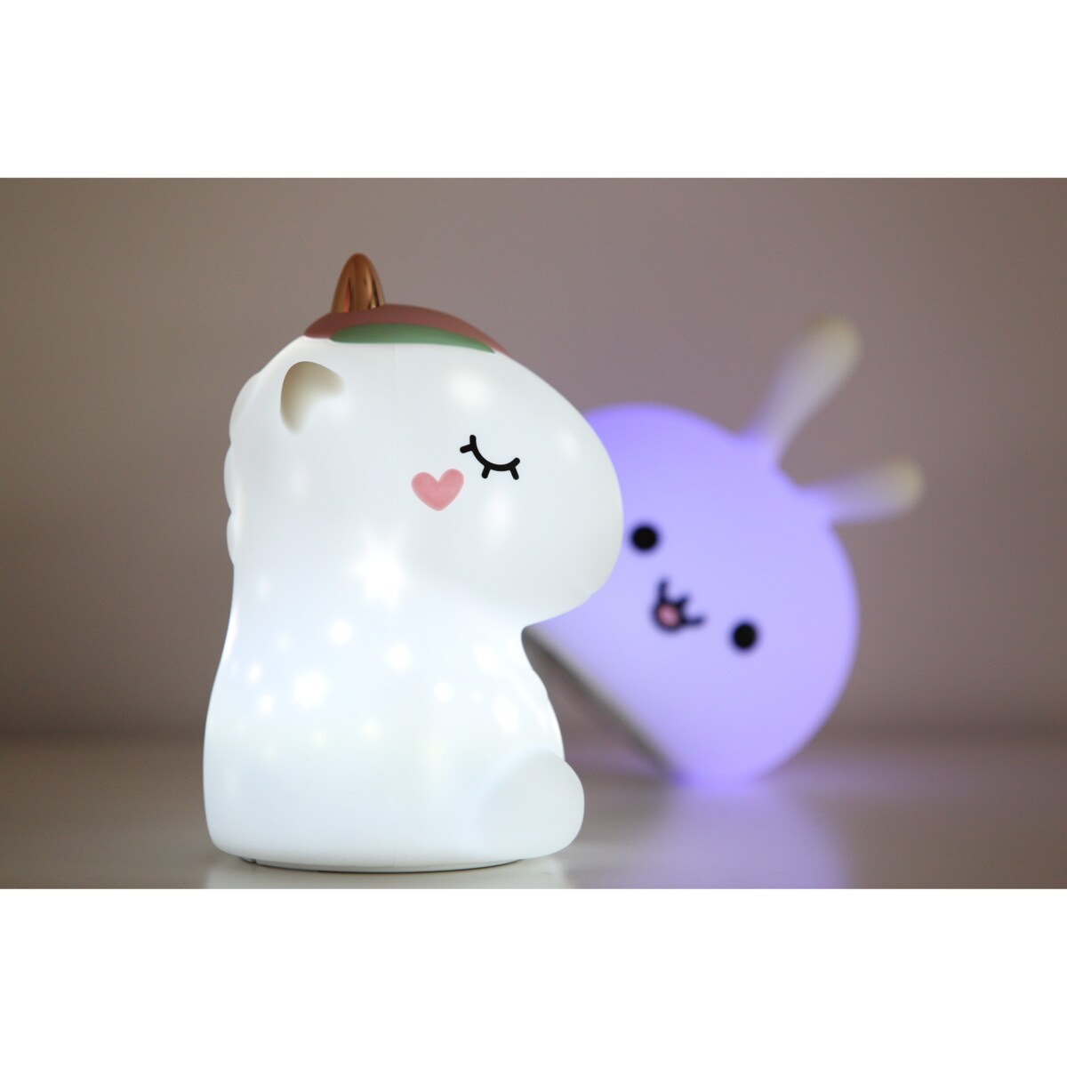 Innogio GIObunny silikonowa lampka nocna LED dla dzieci króliczek 7 kolorów ładowana