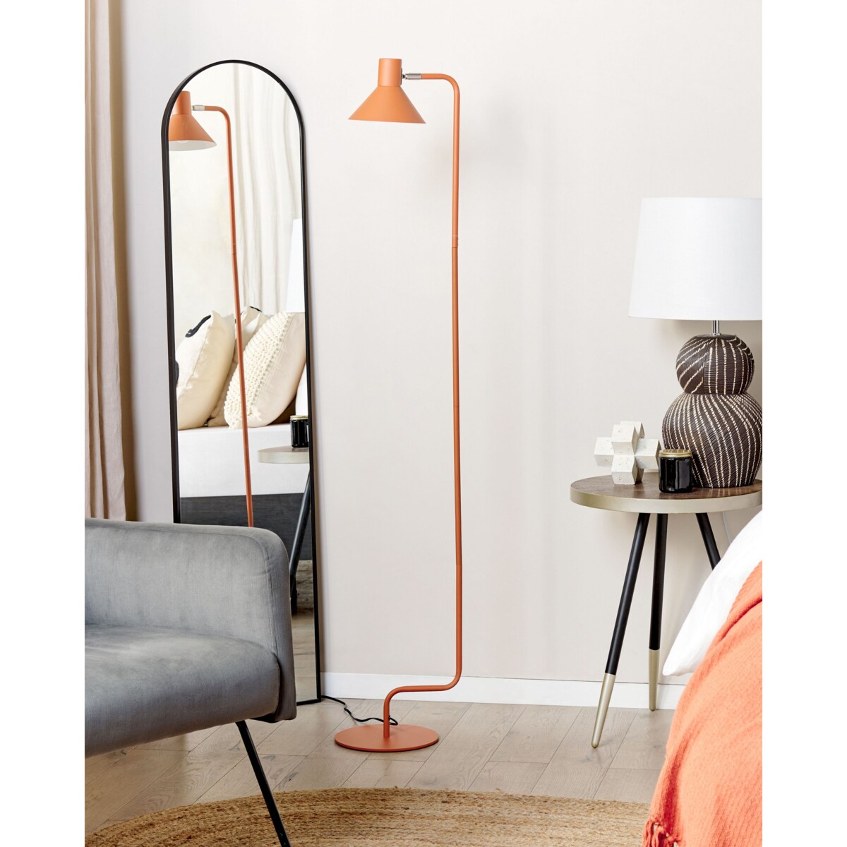 Lampa podłogowa regulowana metalowa pomarańczowa RIMAVA