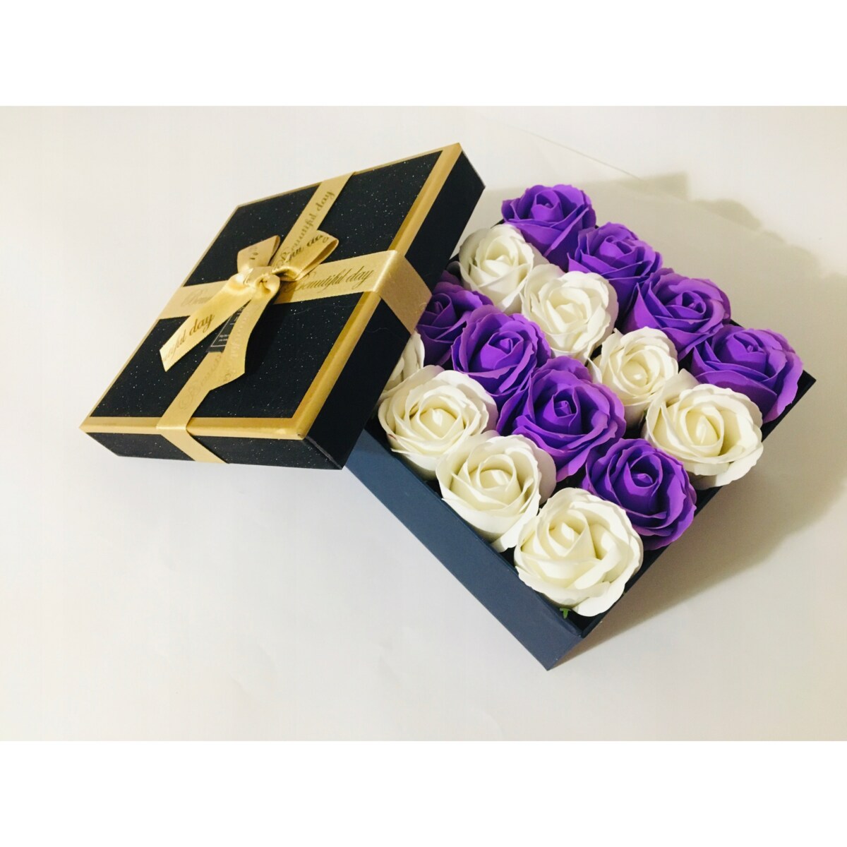BOX PACHNĄCE RÓŻE MYDLANE GOTOWY PREZENT upominek urodziny ślub kwiaty