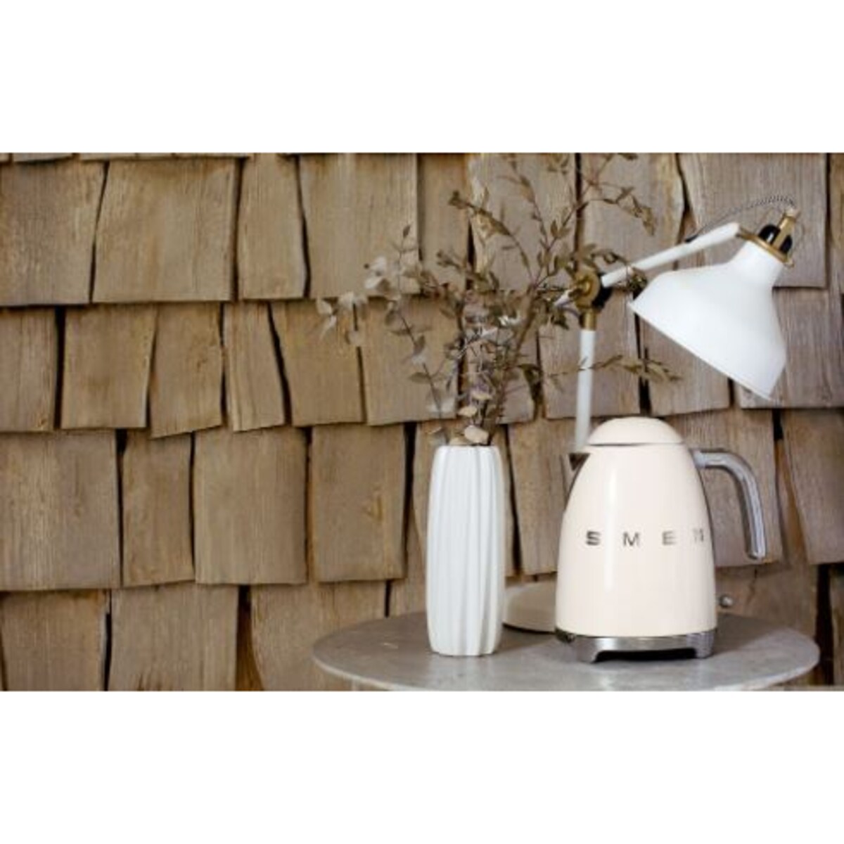 Smeg Czajnik Elektryczny na Wodę do Kuchni Klf03Creu 2400 w Kremowy Beż