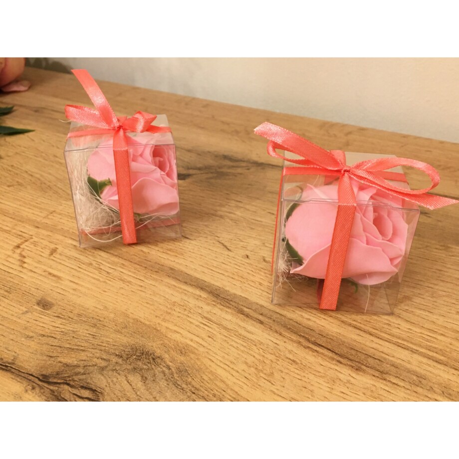 KWIATY MYDLANE box upominek prezent gości urodziny