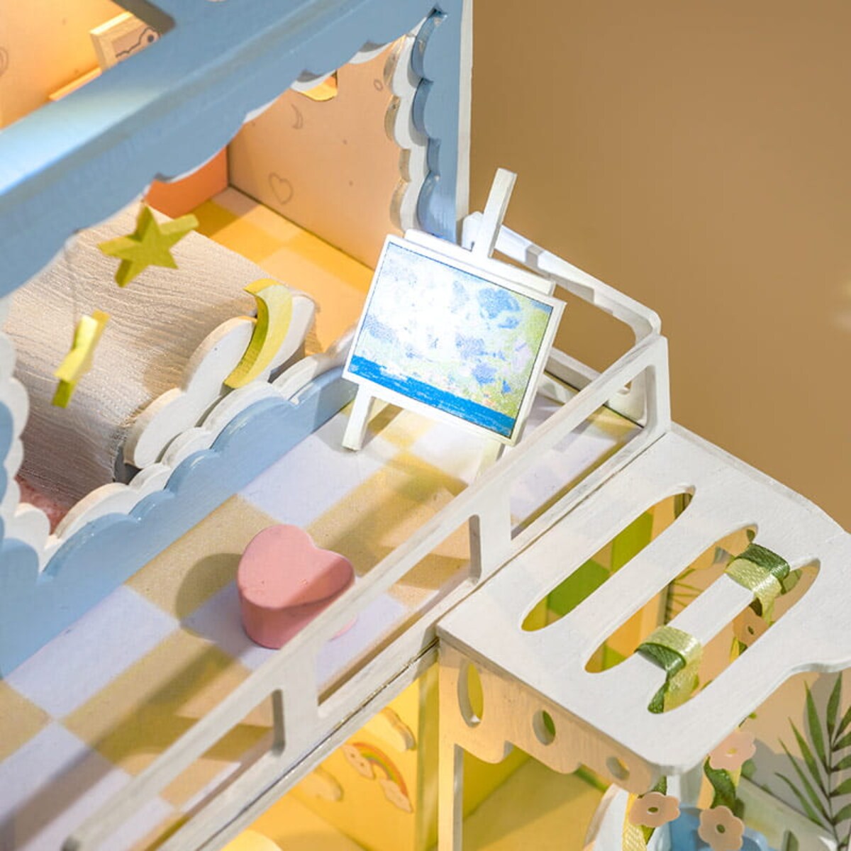 Miniaturowy domek - Wiosenne przebudzenie