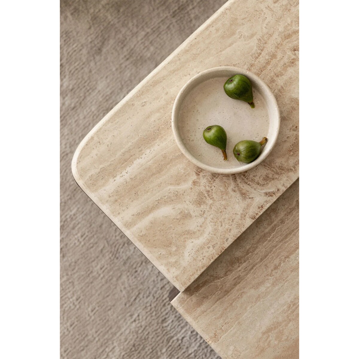 Stolik kawowy 90x90 cm z naturalnego trawertynu i drewna mango Clotsh