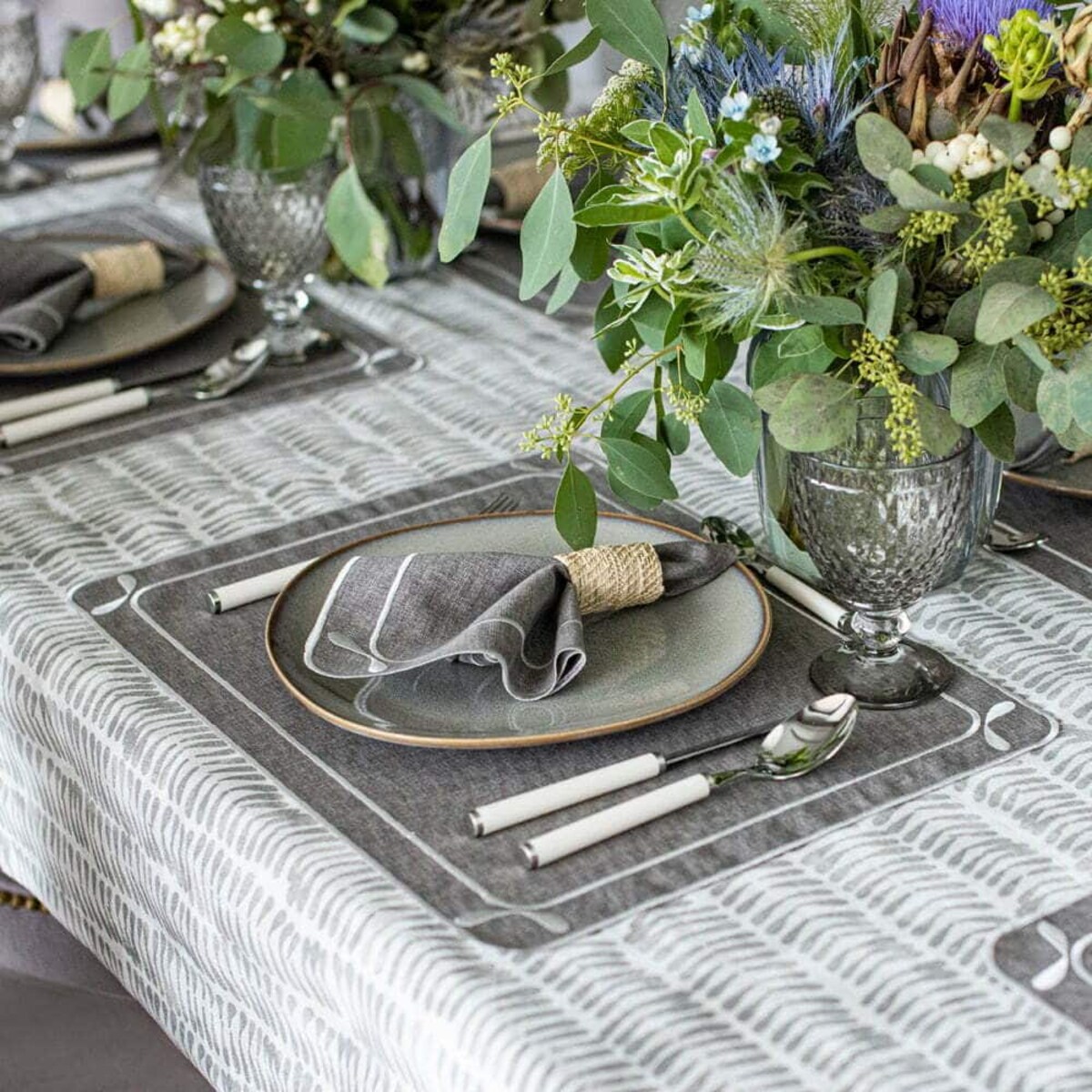 Haftowane serwetki Dragonfly - 6 sztuk