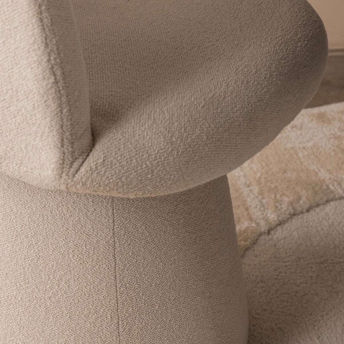 Krzesło obrotowe jasnobeżowe bouclé Nalf