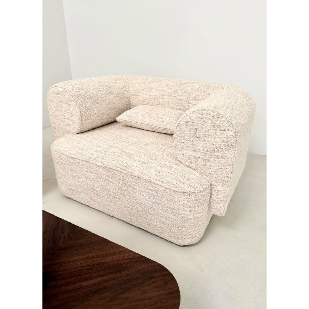 FOTEL BELAGIO – KREMOWY MELANŻ Z BORDEM