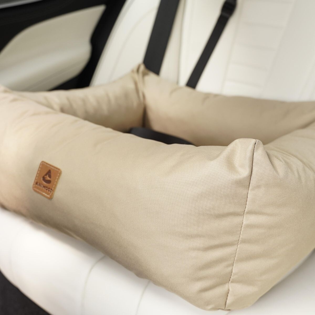 Animood Fotelik samochodowy Julian rozmiar: uniwersalny, kolor: cappucino, materiał: kodura