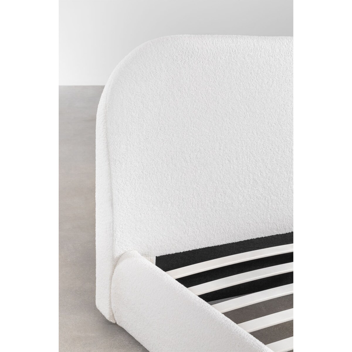 Łóżko do sypialni szenilowe białe 160x200 cm Camilly