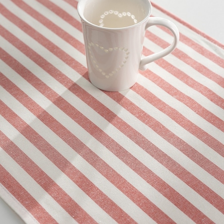 Bieżnik z falbaną 40x160 cm 40x160 czerwono-białe pasy (1,5cm)