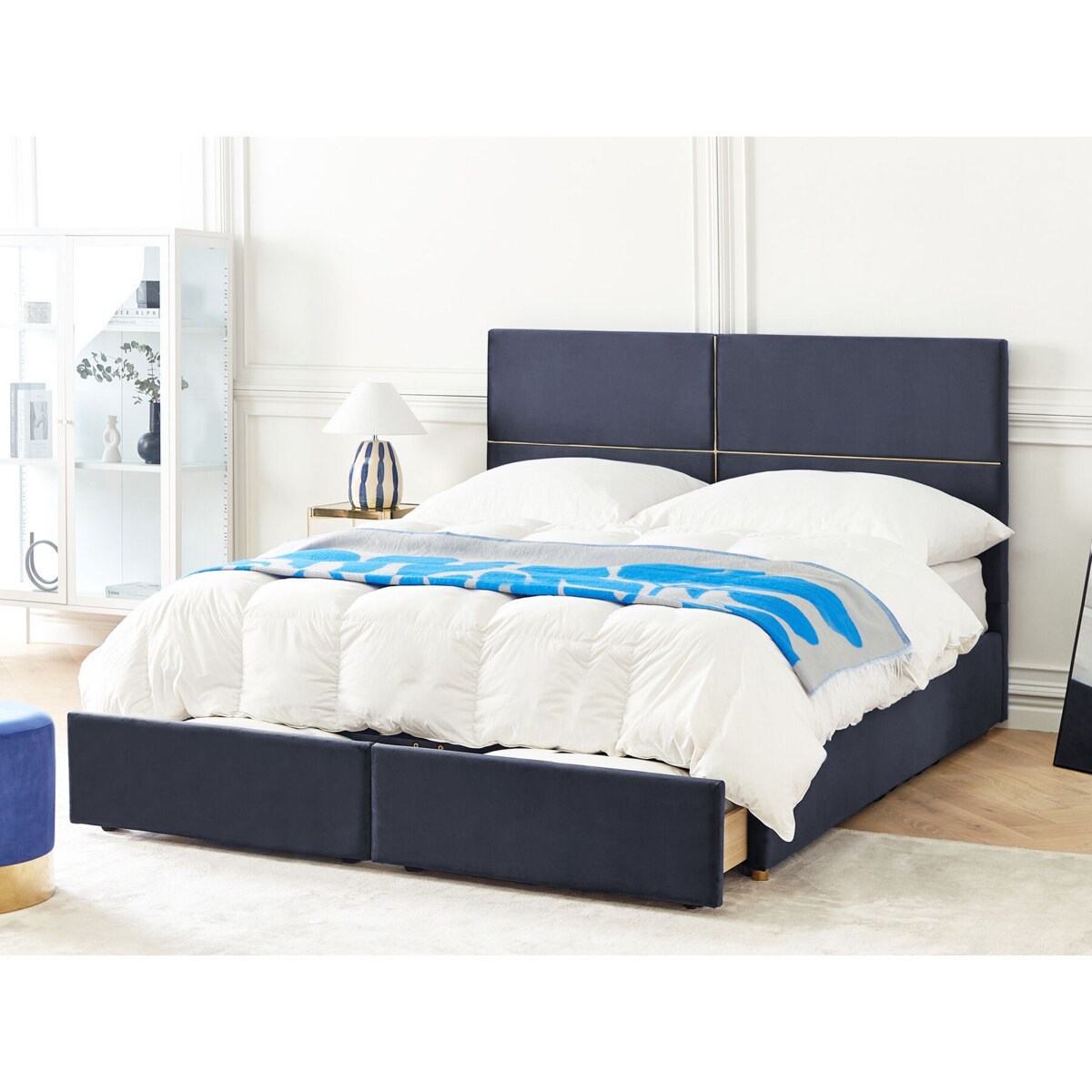 Łóżko welurowe z pojemnikiem 180 x 200 cm czarne VERNOYES