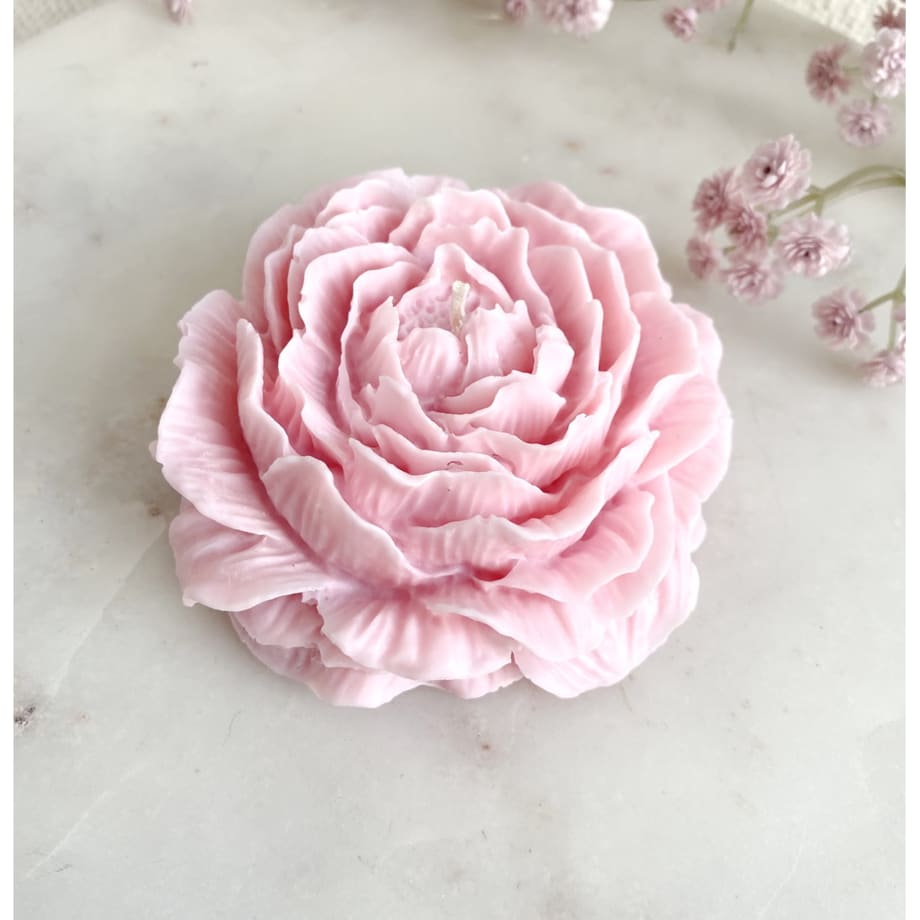 Świeca sojowa ekologiczna dekoracyjna "Peony Queen" 100x40mm rózowa (duża)