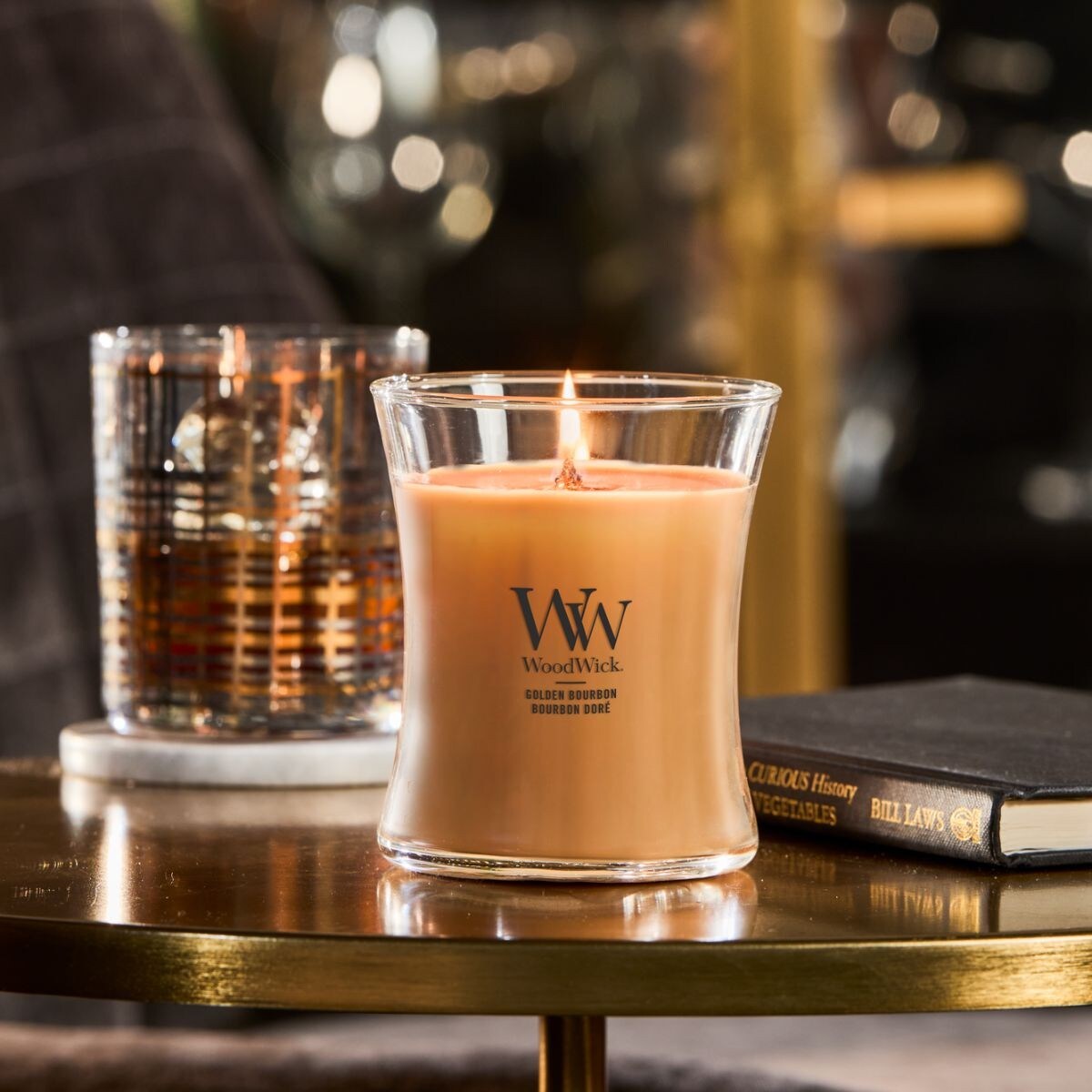 WoodWick świeca średnia GOLDEN BOURBON