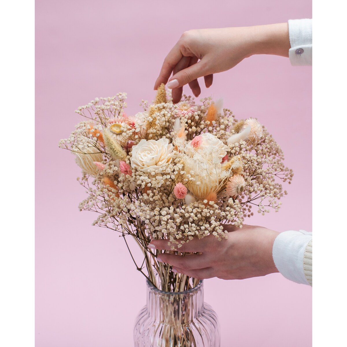 Bukiet suszonych kwiatów Serenita - gipsówka, setaria, kocanka