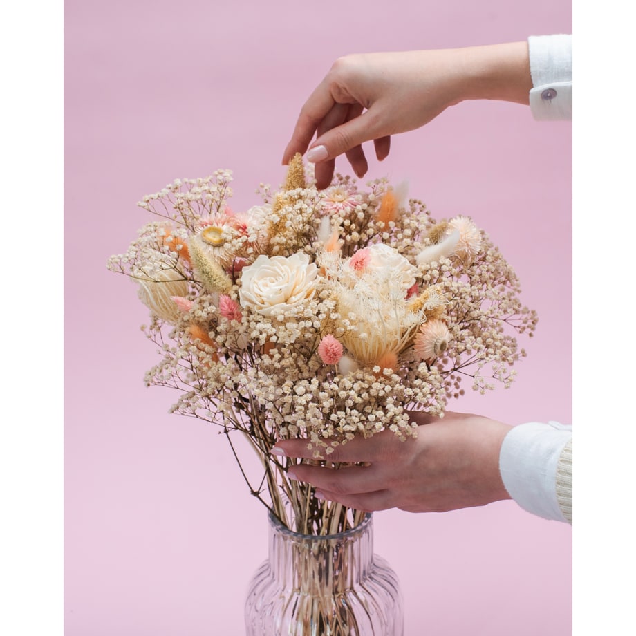 Bukiet suszonych kwiatów Serenita - gipsówka, setaria, kocanka