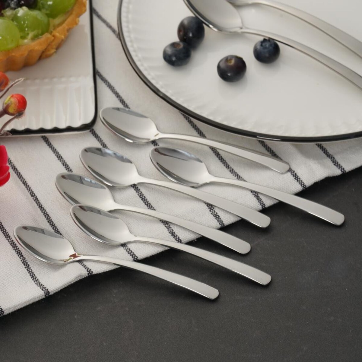 VILLA ITALIA Zestaw sztućców na 12 osób 60 elementów ALANIS