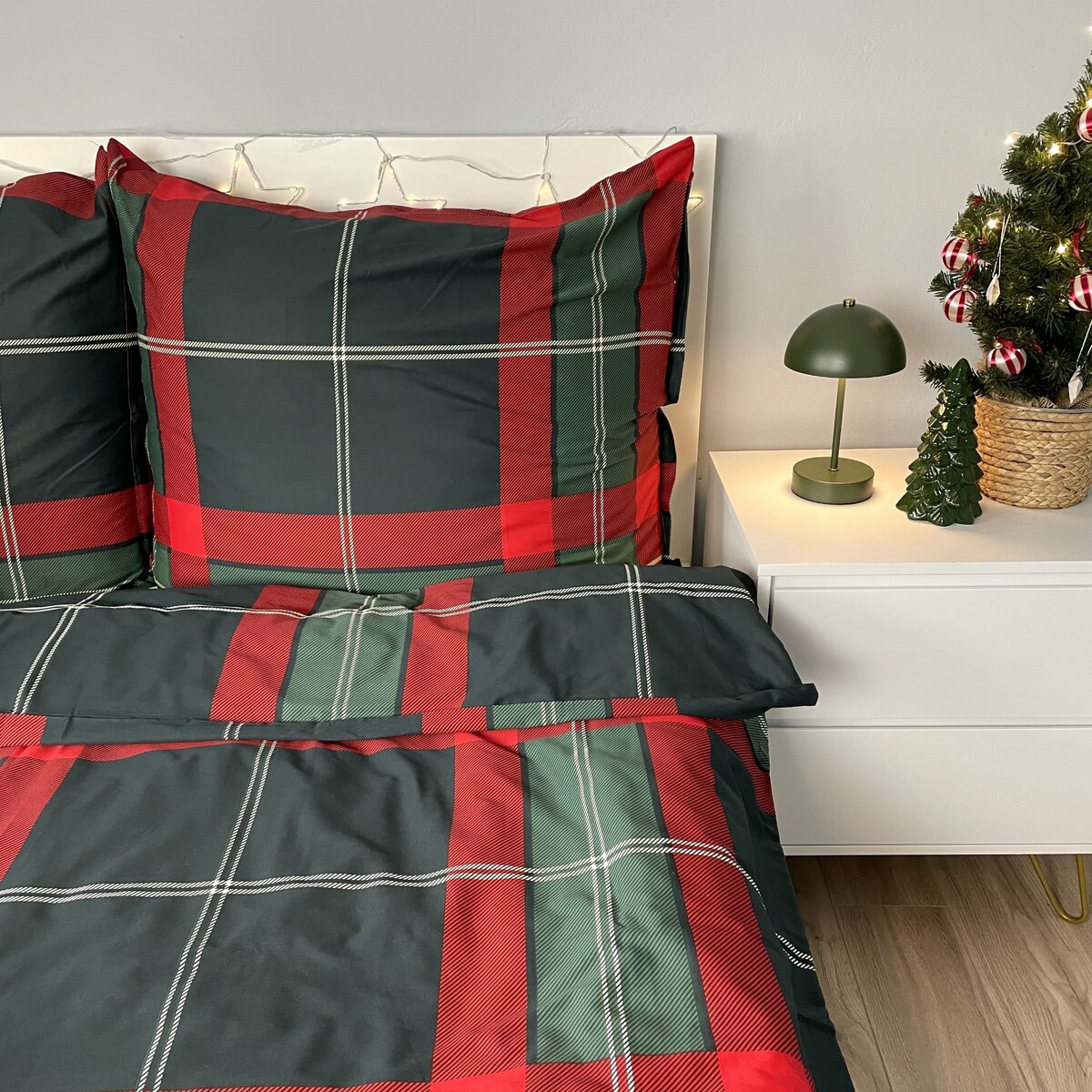 Pościel bawełniana satynowa świąteczna 140x200 CZERWONA ZIELONA KRATA SZKOCKA PREMIUM