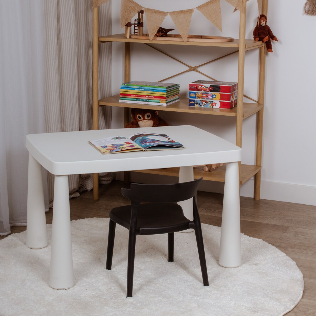 Krzesełko dla dzieci plastikowe z oparciem dziecięce czarne