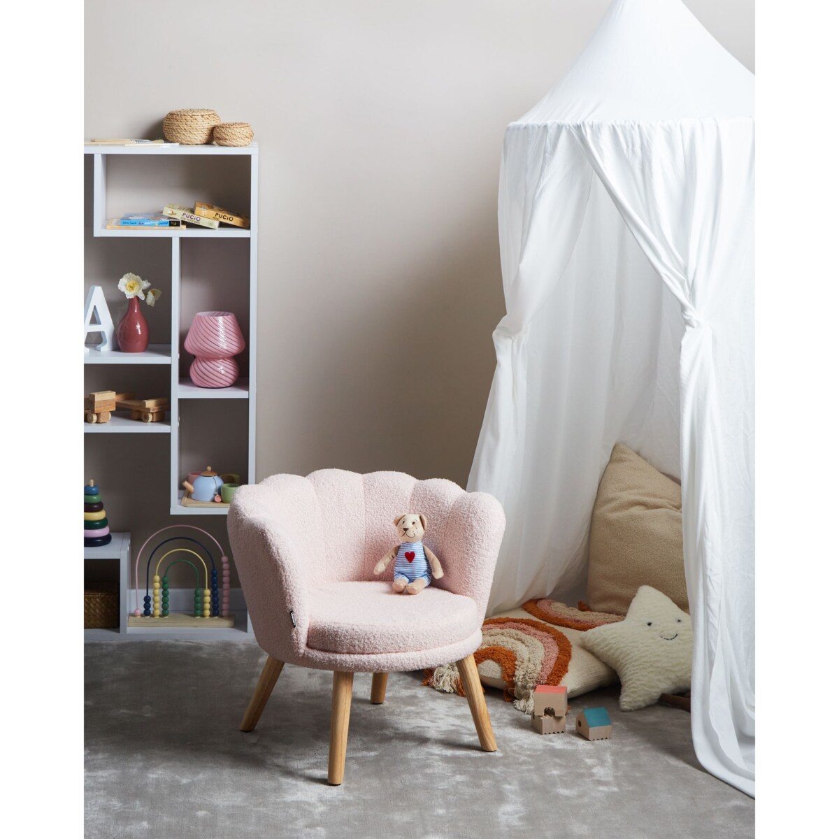 Fotel dziecięcy HALBY Boucle Pastelowy róż