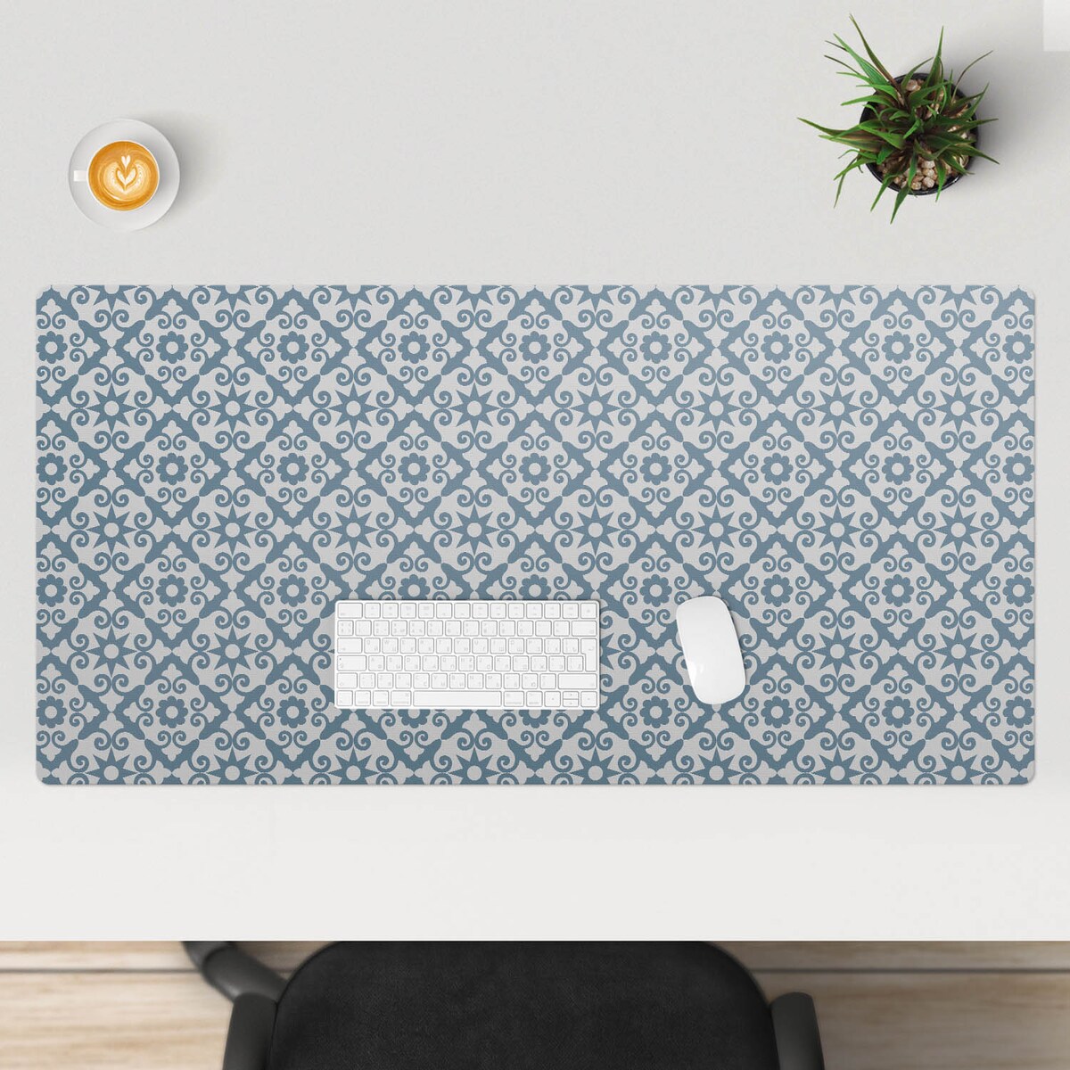 Niebieska mata na biurko Kwiatowy ornament, 120x60 cm