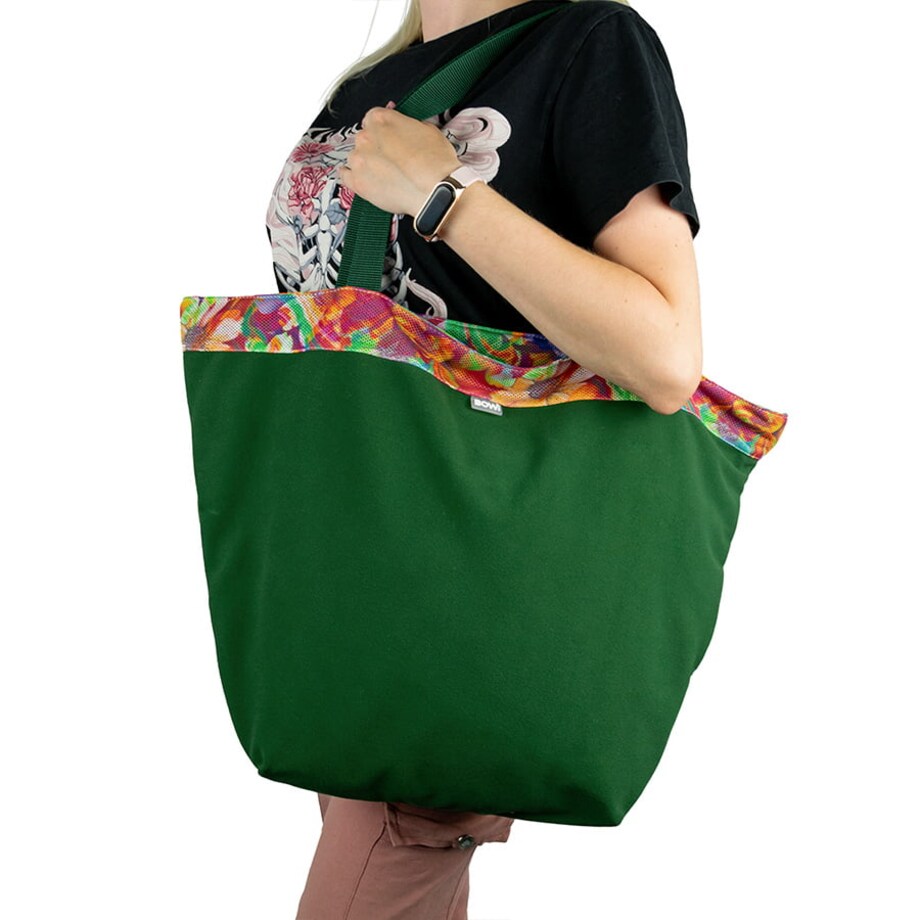 Torba na zakupy zielona-kolorowe kwiaty ze sprzączką