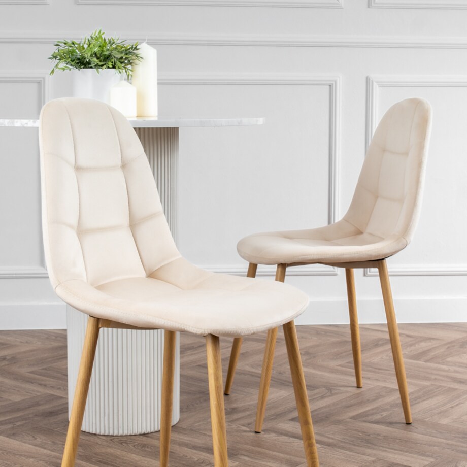 Krzesło tapicerowane welurowe beżowe do salonu jadalni pikowane