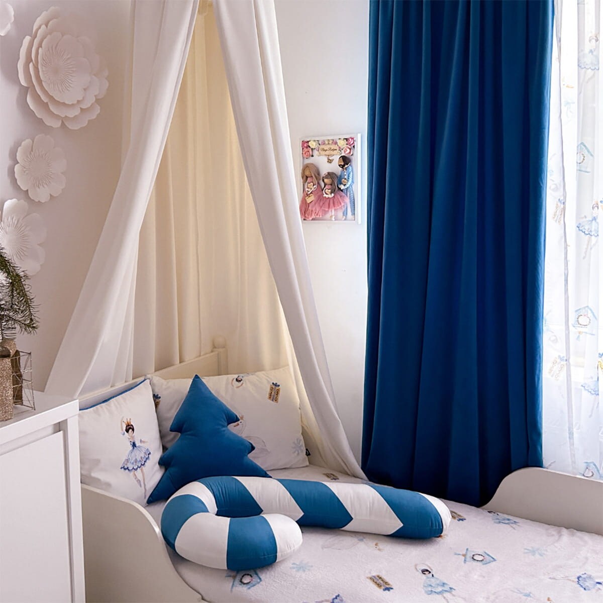 Poduszka XMAS wzór XM20 | Niebieska laska cukrowa XXL