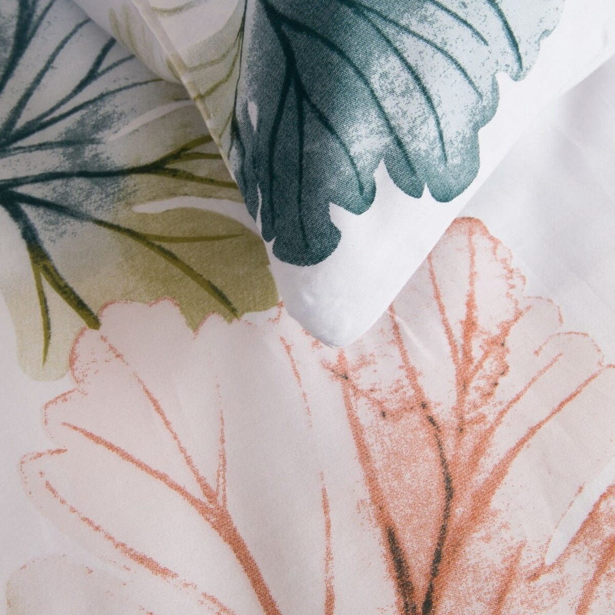 Pościel satyna bawełniana 180x200 Satynlove biała w pastelowe liście