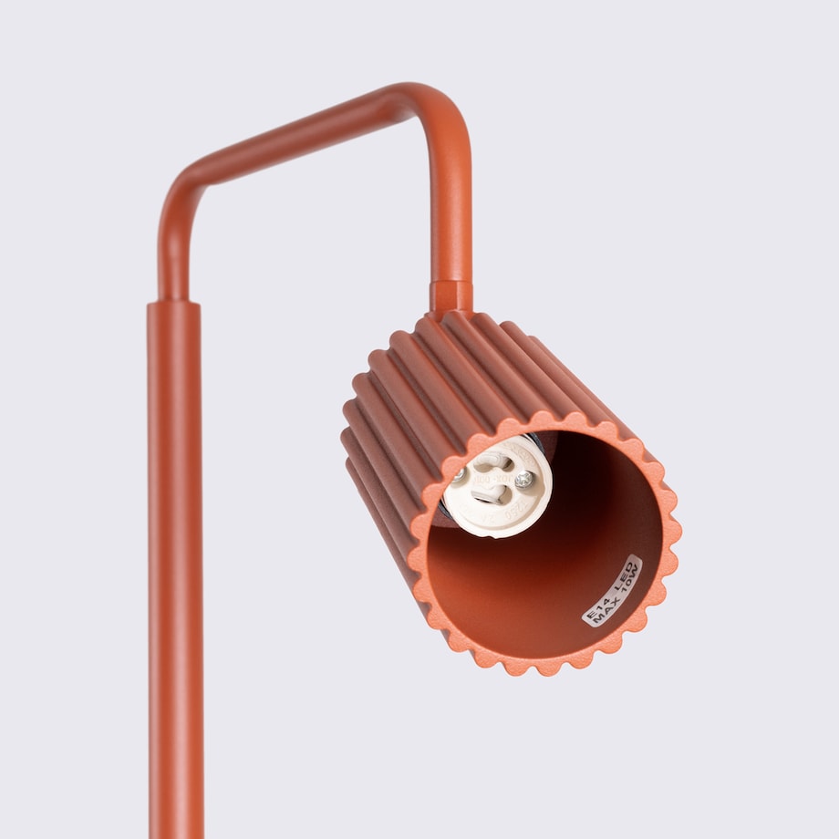 Lampa podłogowa KARBON 1 ochra czerwona