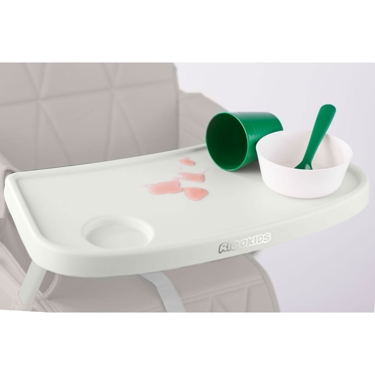 Krzesełko do karmienia Ricokids Nuco lekkie składane podnóżek 7096