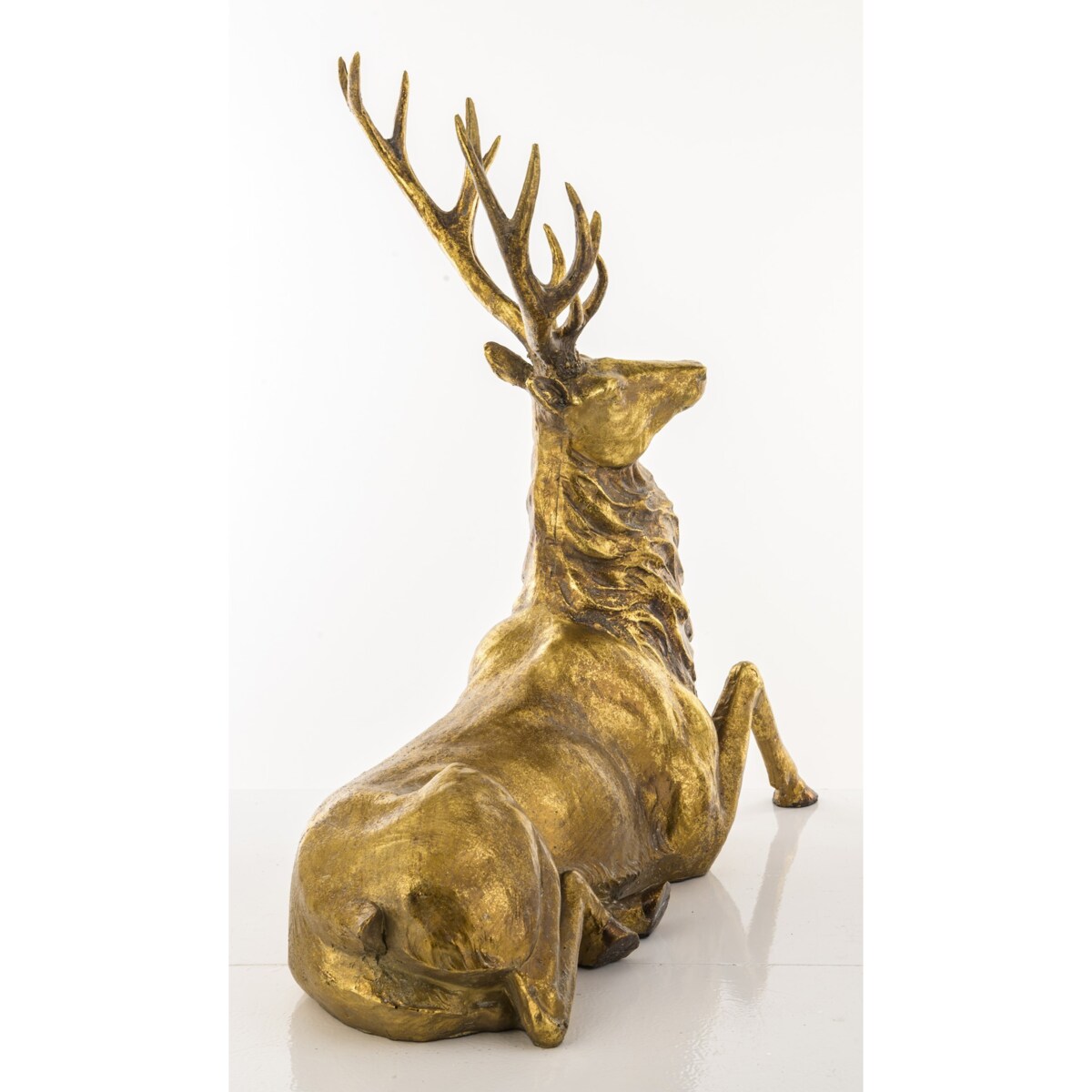 Dekoracja - figurka leżącego jelenia 50x52 cm