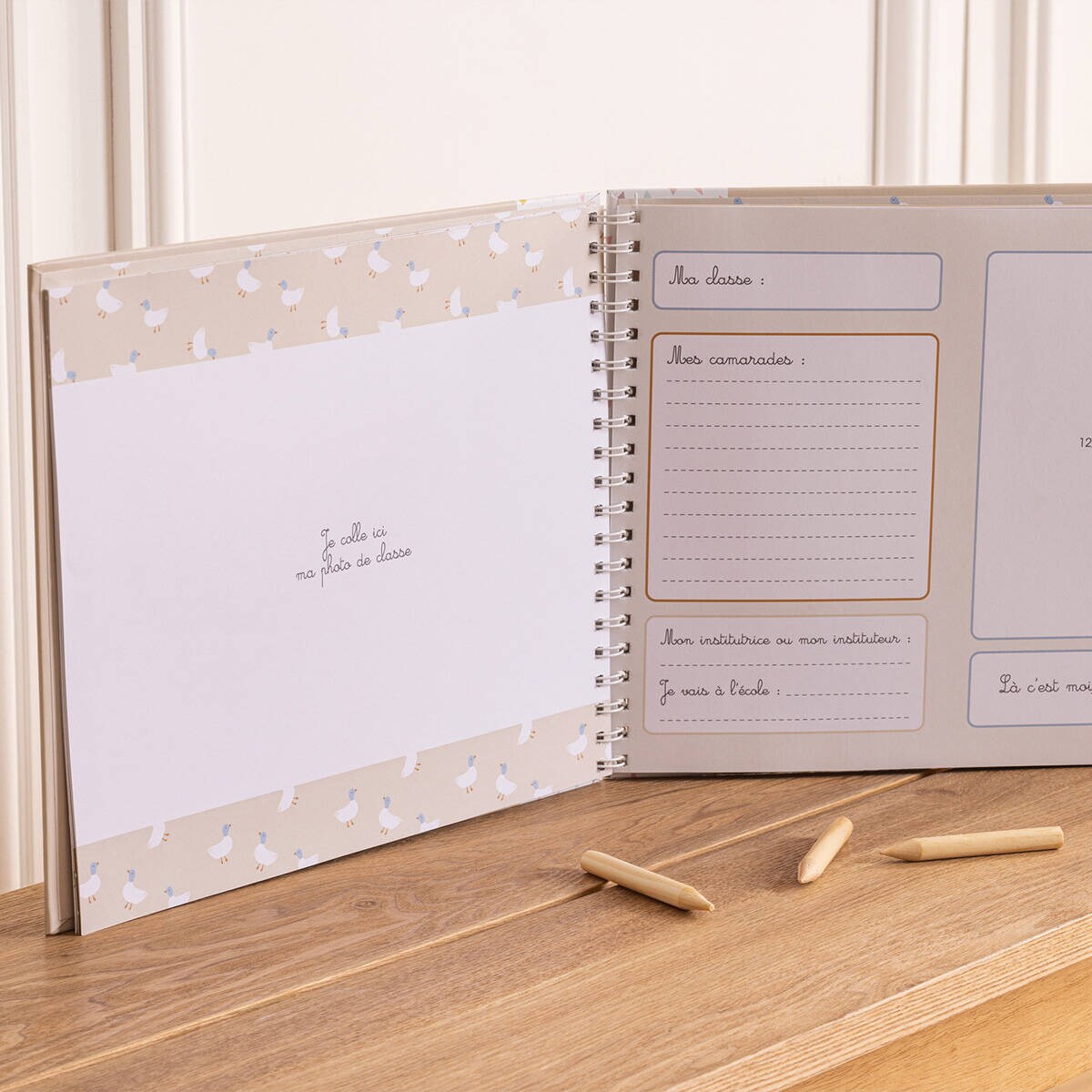 Album na zdjęcia wklejane, na zdjęcia klasowe, na spirali