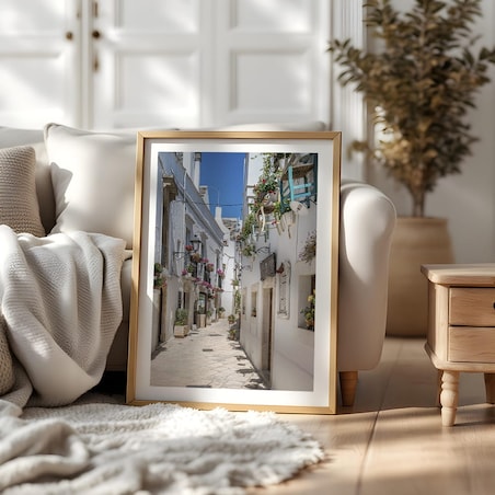 plakat malownicza uliczka locorotondo apulia włochy 50x70