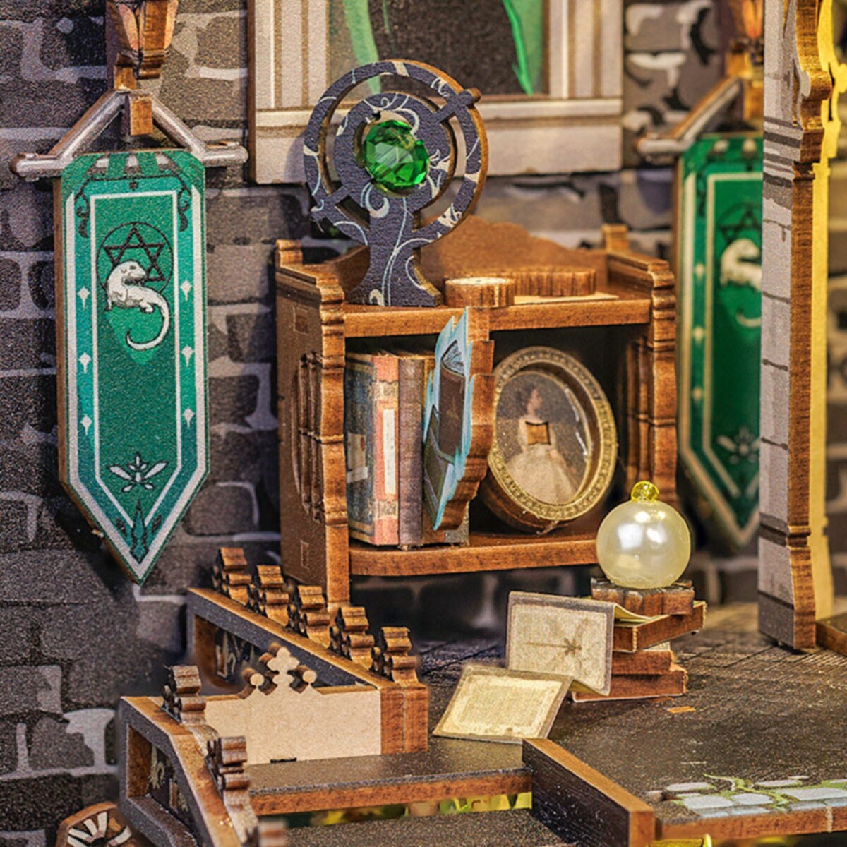 Miniaturowy domek Book Nook - Pokój życzeń - CuteBee