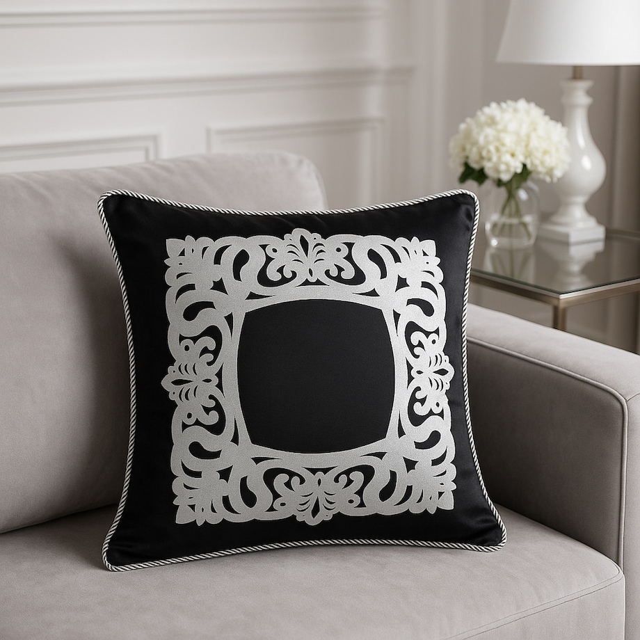 poszewka dekoracyjna z ornamentem 60x60 cm | czarna