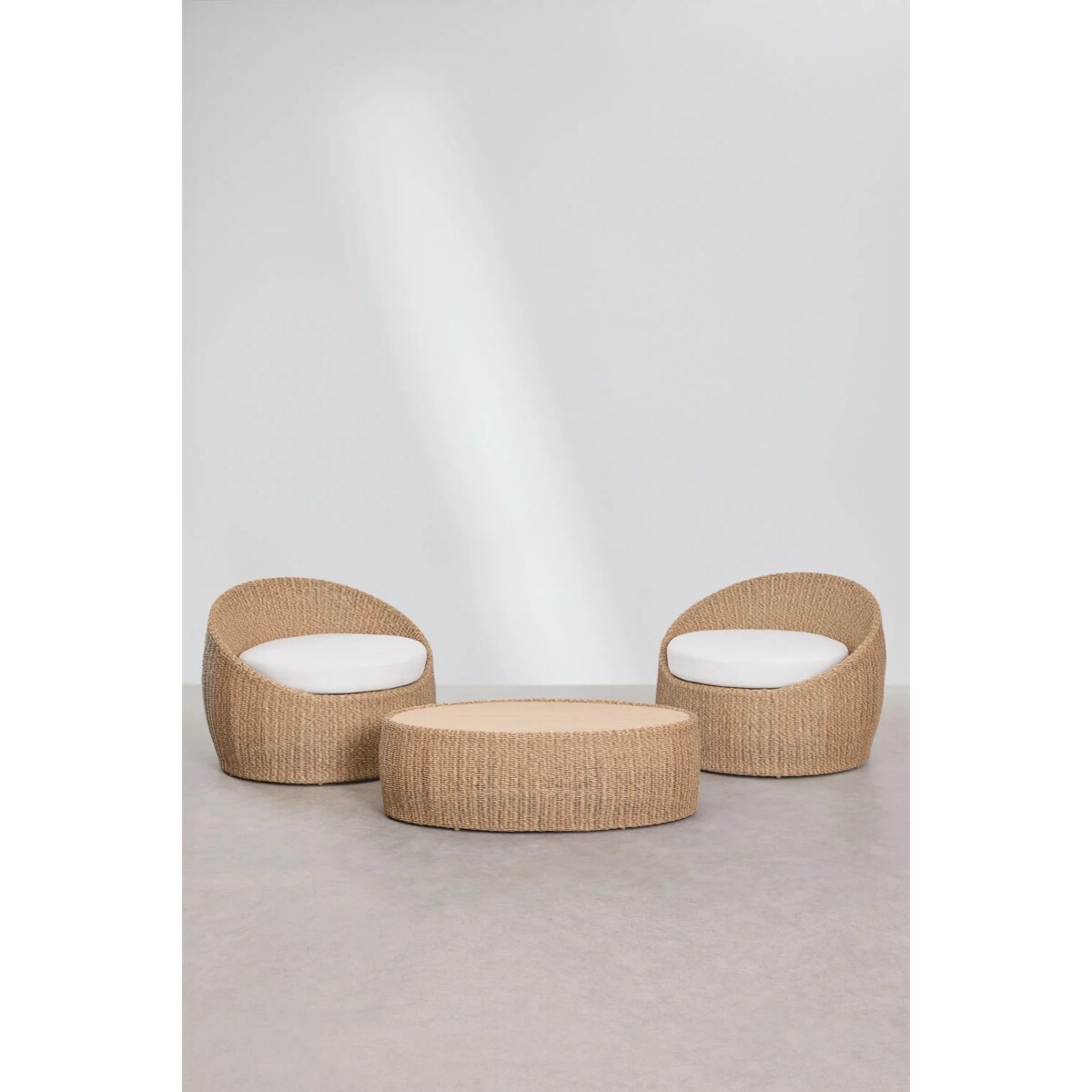 Zestaw ogrodowy: 2 fotele i stolik kawowy, drewno akacji i syntetyczny rattan, Clarnyx