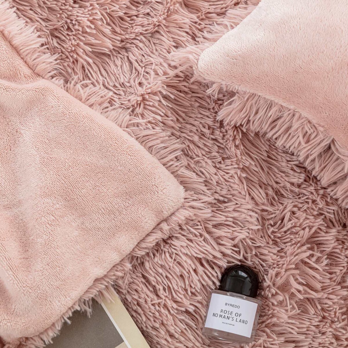 Futrzany Koc na Fotel Łóżko Włochaty Futrzak Pled na Kanapę Sofę Ciepły