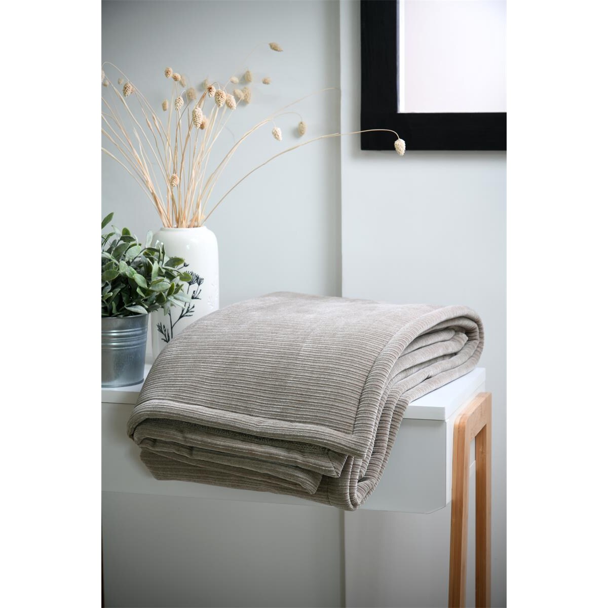 Pluszowy koc z barankiem, CLAYTON, 130 × 160 cm