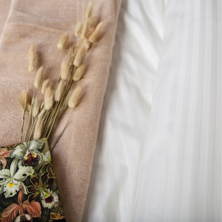 Pościel satyna bawełniana 140x200 Exclusive Cizgili kolor biały