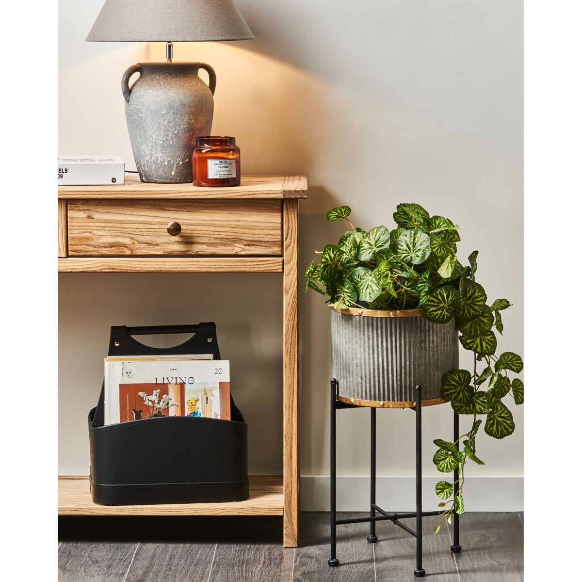 Doniczka na nóżkach FEUILLE Metal 26 cm Szary