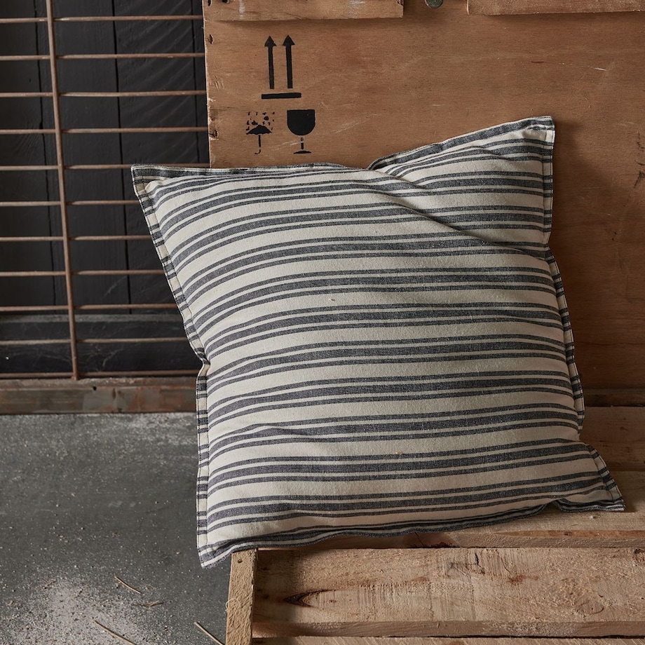 Poduszka dekoracyjna 45x45 cm STREPE