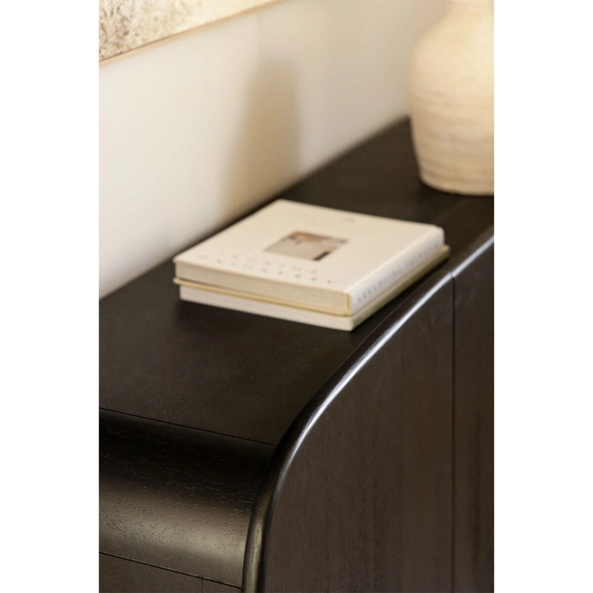 Komoda z drewna mango czarna Agathe 160x80 cm