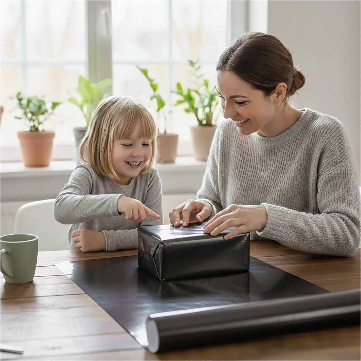 Papier do pakowania prezentów 25 METRÓW MEGAROLKA Urodzinowy Do Paczek Ozdobny