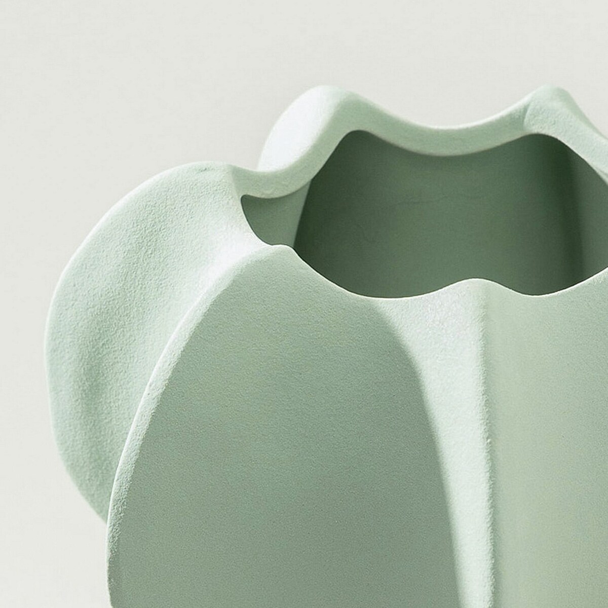 Wazon Petal Green 15x17 cm, 15x15x17 cm