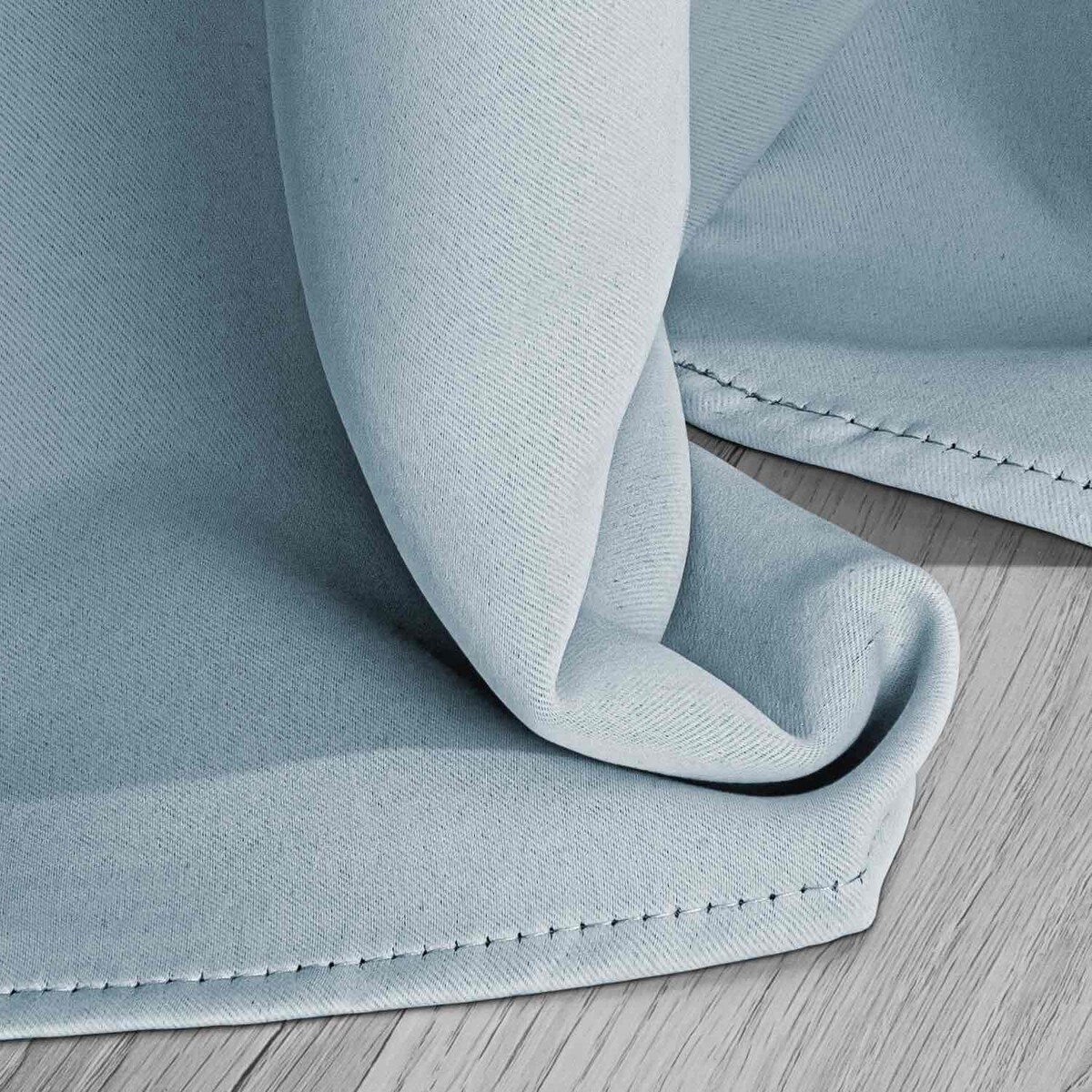 Błękitna zasłona zaciemniająca blackout 140x250 hold