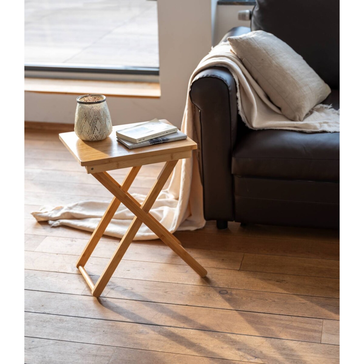 Składany stolik z bambusa MAUI