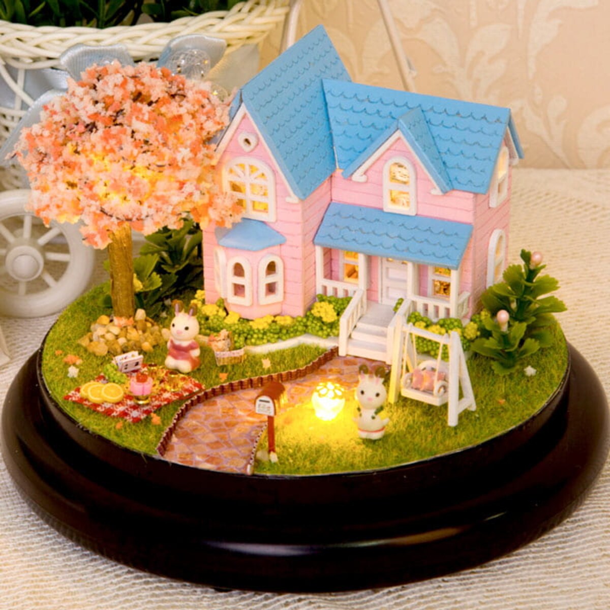 Miniaturowy domek DIY - Siedlisko Magnolia