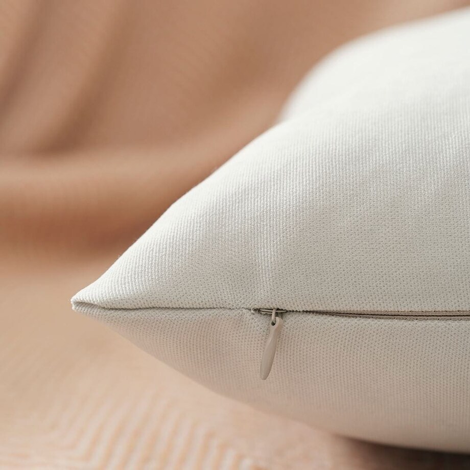 Poszewka dekoracyjna 45x45 ecru, gładka