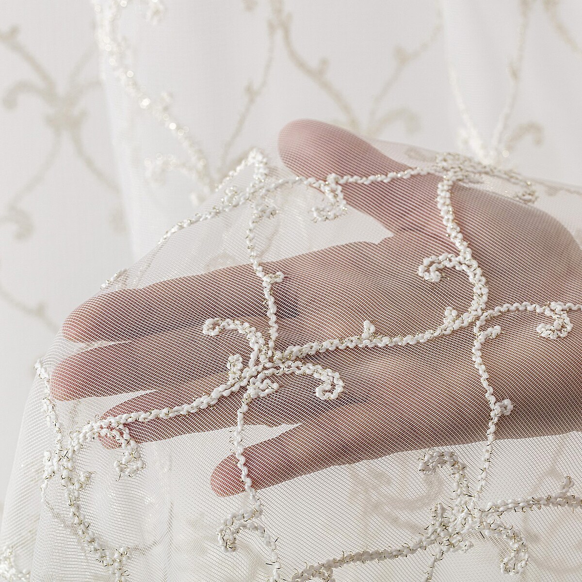 Firana na taśmie wave 300x265 ecru ze zdobieniem